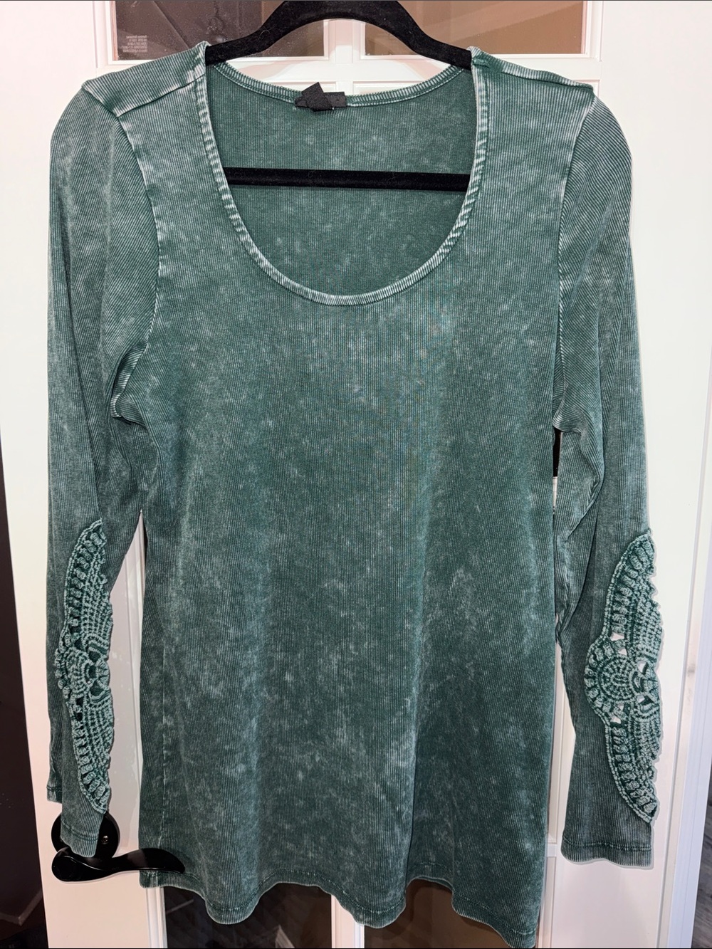TORRID Cotton Modal Rib Scoop Neck Crochet Sleeve Top Mineral Washed Green 18/20